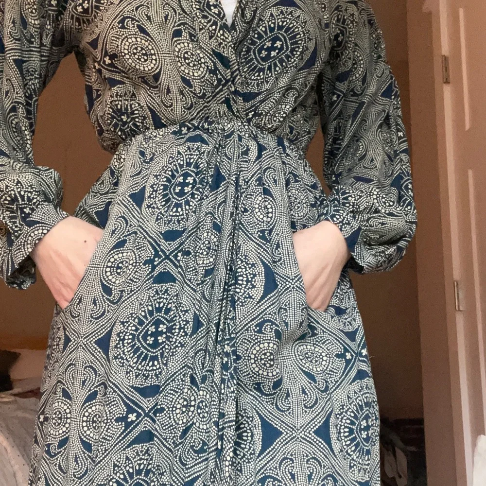 Natalie Martin Casual Dress - Picture 3 of 4
